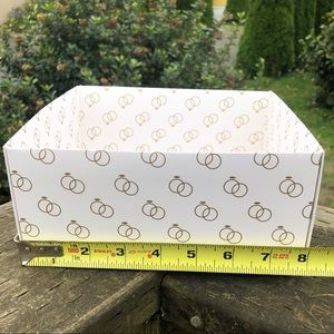 4 box set 🆕 Laurel Ink Ring White and gold boxes Vintage